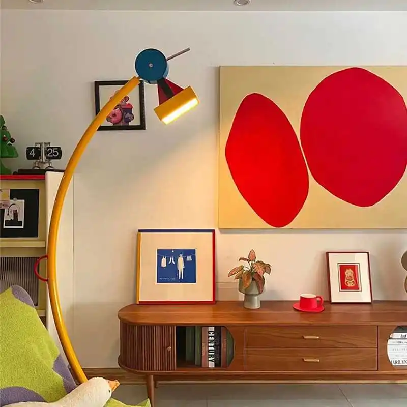 Lampadaire géométrique de dessin animé coloré ludique pour chambre d'enfants salon éclairage ambiant décoration de chambre lampadaire LED - Miniature 2